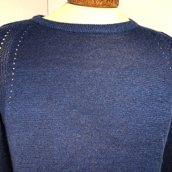 - Womens sparkle blue sweater. Size:medium - Picture 3 of 7